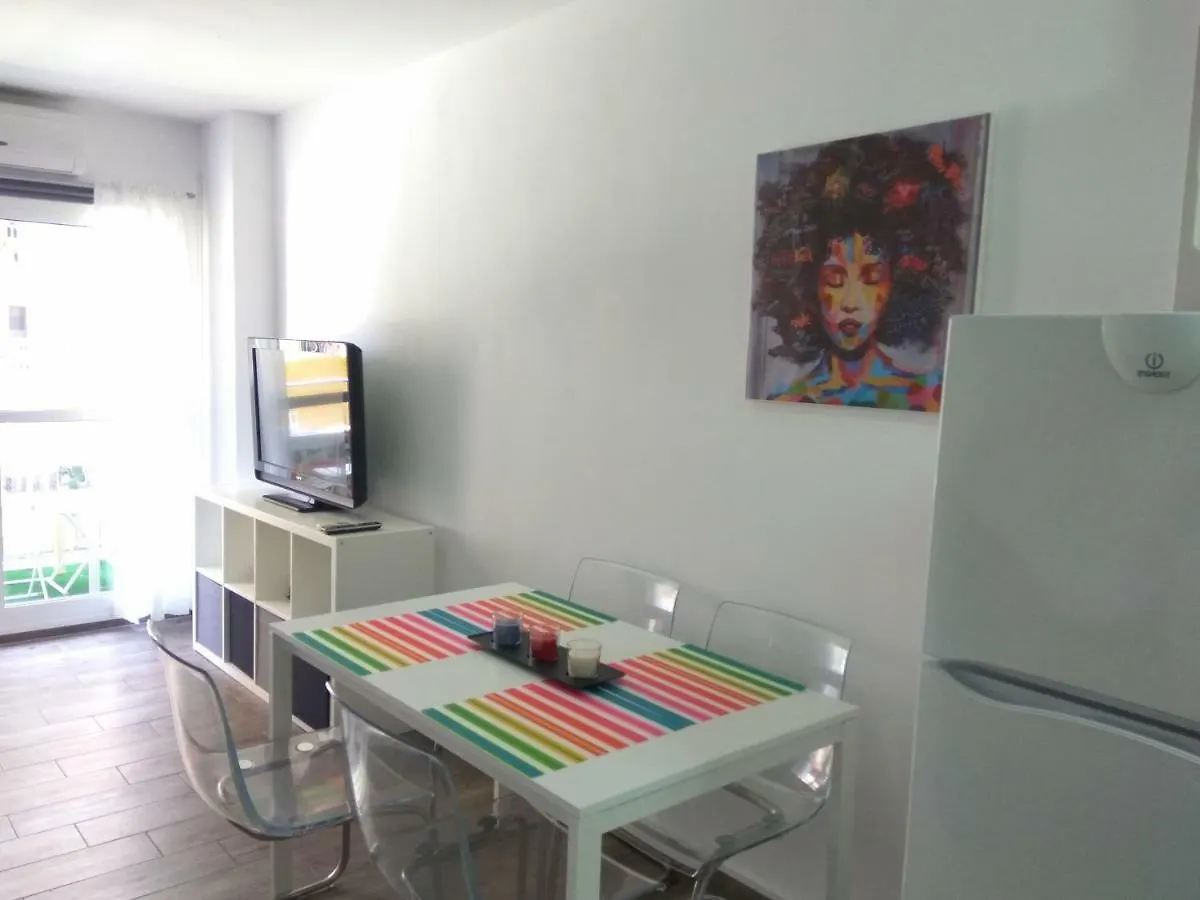 דירה בנאלמדנה Estudio Minerva 241 ספרד