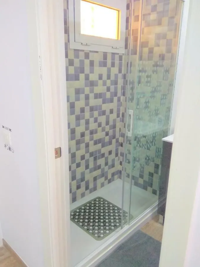 בנאלמדנה Estudio Minerva 241 0*,  ספרד